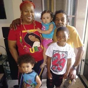 Meet your Posher, Leslie